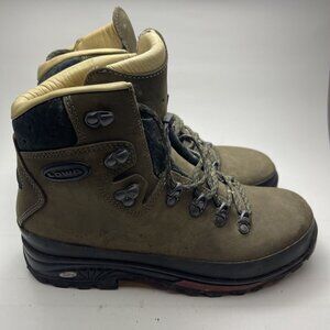 Lowa Men's 9 US (42EU) Brown Leather Hiking Boots Vibram Soles Germany made